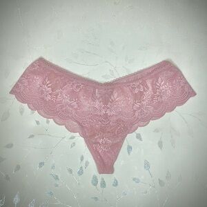Victoria's Secret Dream Angels Wide Side Lace Thong